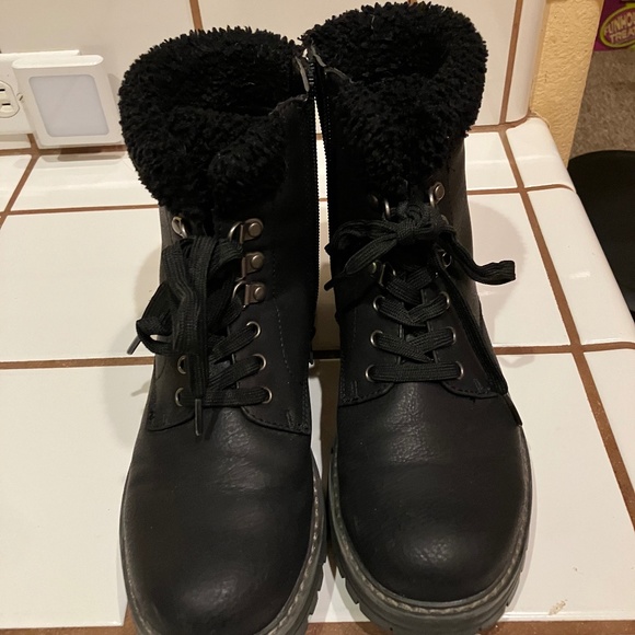 Womens black ankle boots size 8 - Picture 1 of 3